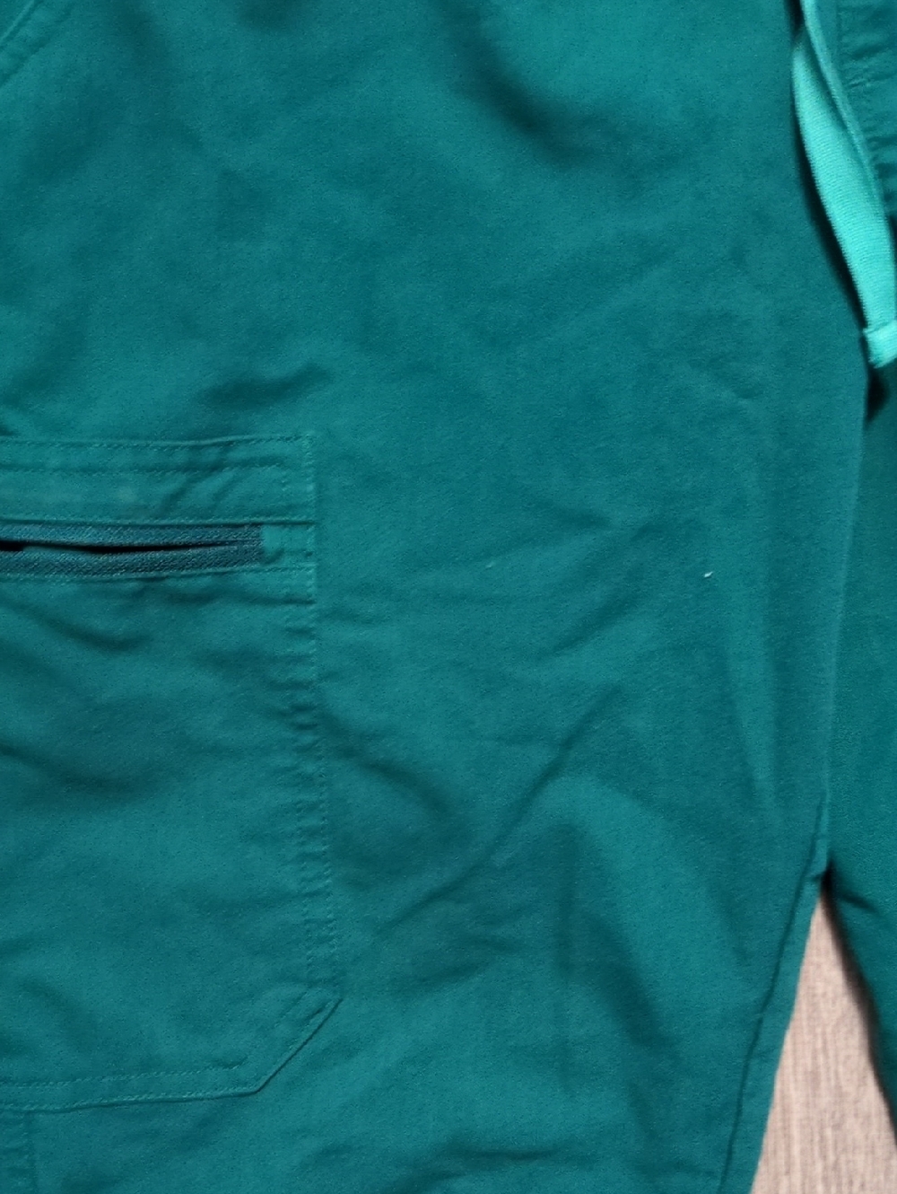 Figs Green Scrub Pants Size Small - Picture 2 of 6